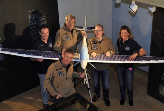 Domjan kneeling and Gologan holding tail of early model of SolarStratos